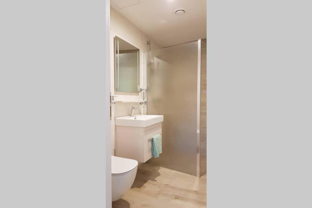 קרלובי וארי Suite With Back Garden מראה חיצוני תמונה
